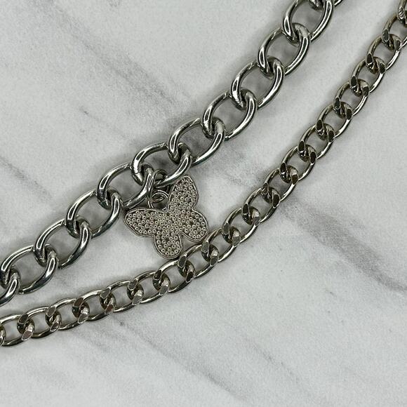Butterfly Charm Silver Tone Metal Chain Link Belt One Size (OS) ✨ - Picture 4 of 12